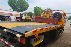 北仑区附近拖车电话号码服务